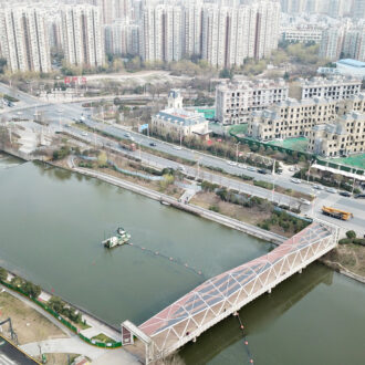 Watermaster excels in challenging conditions. Environmental urban dredging project with Watermaster in Xi´an, China.