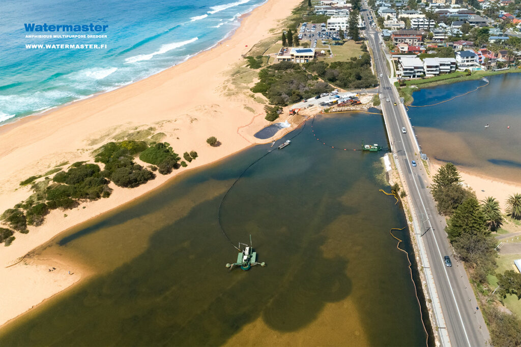 Dredging the Narrabeen Lagoon in Australia to reduce the risk of flooding and to improve the recreational value of the area