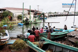 Watermaster Dredging to keep a busy lagoon safely navigable and clean in Sri Lanka