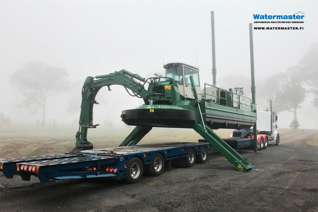 Watermaster dredger is easily transported as a complete unit